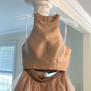 Sherri Hill style 51960 color nude size 2  new with tags